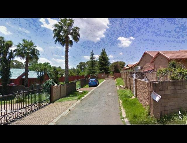 FARM FOR SALE IN ROODEPOORT